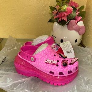 Barbie The Movie x Mega Crush Clog 'Electric Pink' women size 8